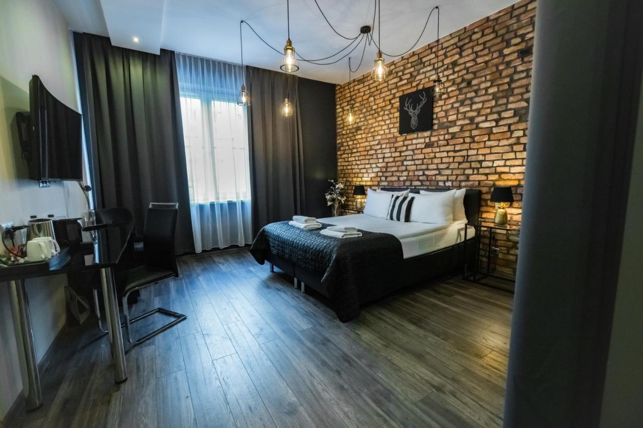 Leo Apartments Old Town Cracovia Esterno foto
