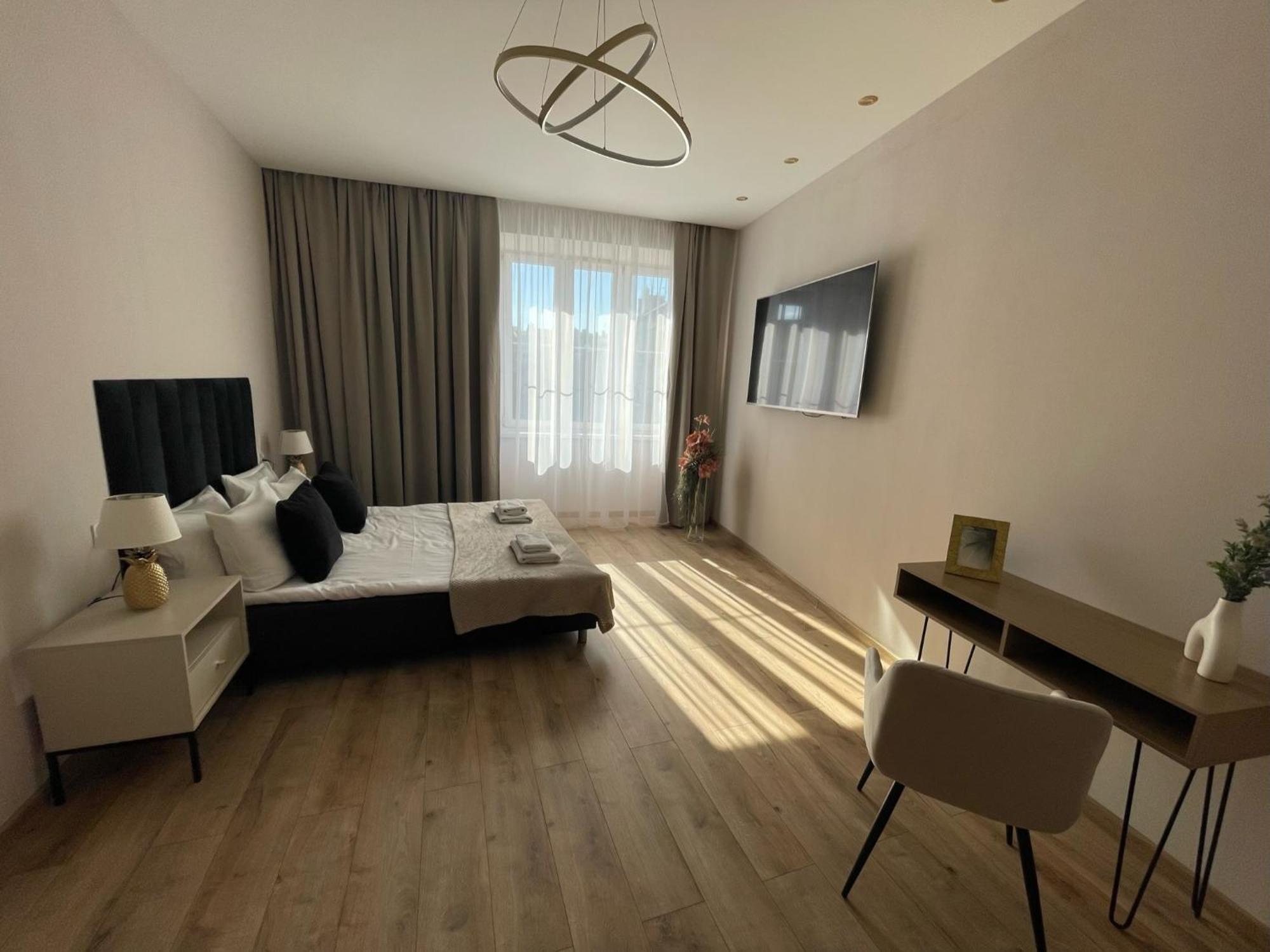 Leo Apartments Old Town Cracovia Esterno foto